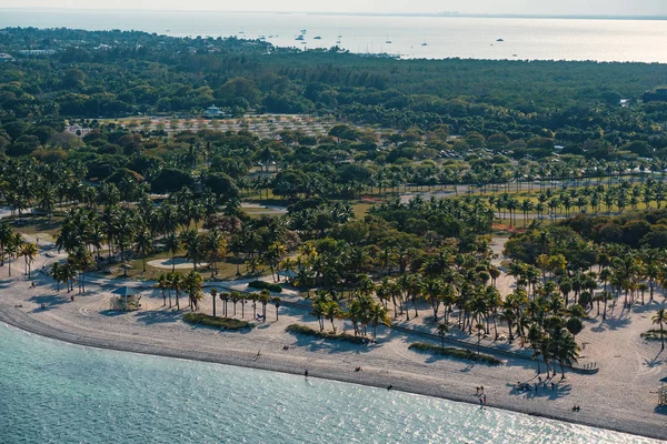 Panoramatický Pohled Crandon Beach Slunečný Den Miami Florida — Stock fotografie