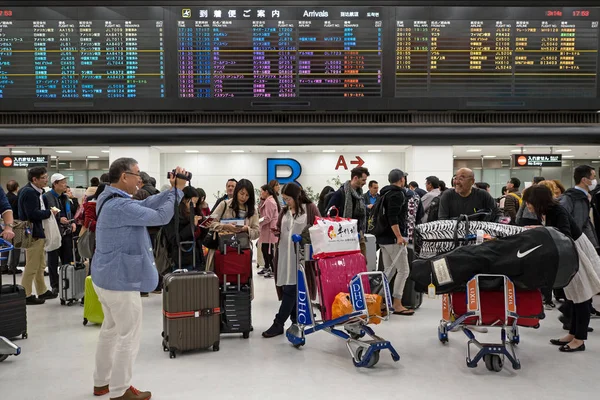 Tokio Japonsko Cca Března 2017 Cestující Uvnitř Letiště Narita Mezinárodní — Stock fotografie