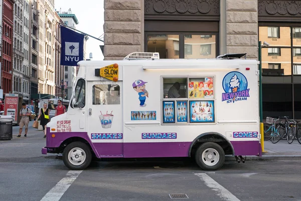 New York City May 2015 Ice Cream Seller Street Close — Stock Photo, Image