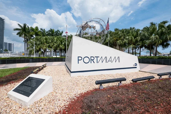 Miami Beach Estados Unidos Marzo 2016 Homenaje Port Miami Centro — Foto de Stock