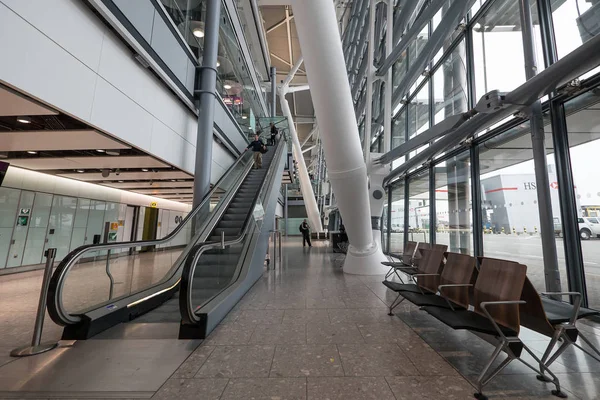 Londres Março 2016 Vista Interior Aeroporto Heathrow Aeroporto Mais Movimentado — Fotografia de Stock