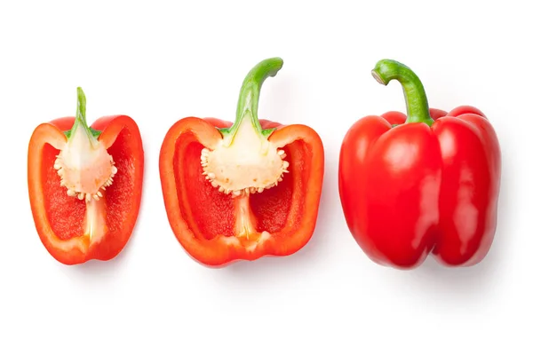 Pimentos vermelhos isolados sobre fundo branco — Fotografia de Stock