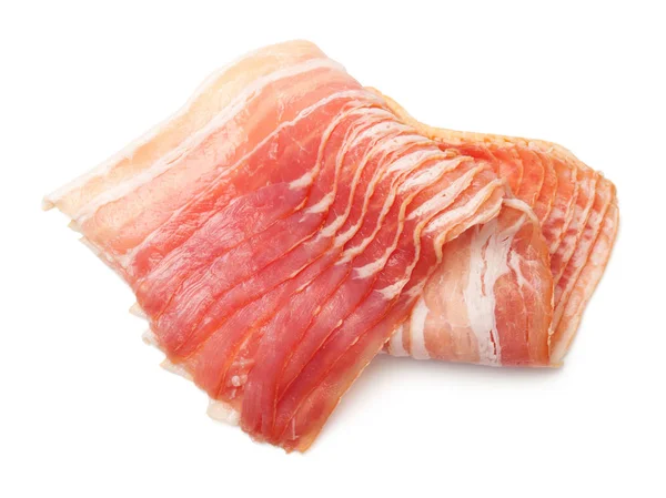 Bacon grezzo e affumicato isolato su sfondo bianco — Foto Stock