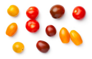 Beyaz arka planda izole edilmiş domatesler.