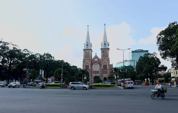 Catedral de Notre Dame en Ho Chi Minh —  Fotos de Stock