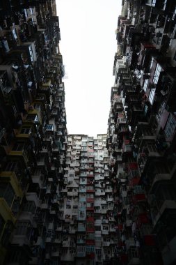 Yick Hong Kong'da bina yağ