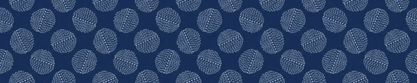 Bordado Bordado Boro Círculo de tela. Sashiko Kantha Vector Pattern. Aguja sin costura borde de la bandera. Indigo azul Running Hand Stitch Texture Trim. Wabi Sabi Textile Japan Decor. Cinta adhesiva EPS 10 — Vector de stock