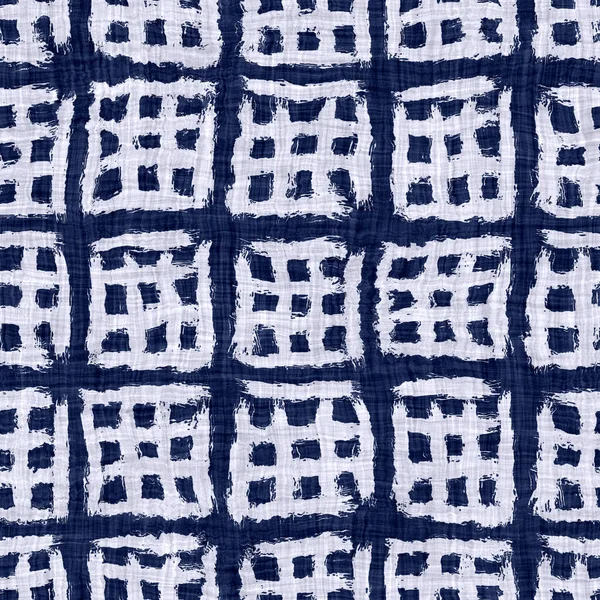 Indygo niebieski Batik efekt farbowany tło tekstury. Płynny japoński wzorzec powtarzania Swatch. Malarsko blokowy motyw farby wybielającej. Męska azjatycka fuzja na tekstyliach kimono. Wydruk tkaniny boro — Zdjęcie stockowe