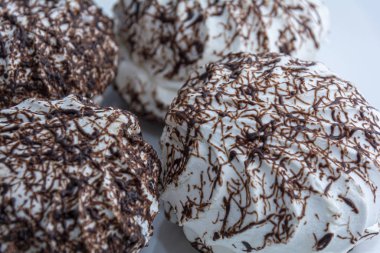 Çikolatalı marşmelov. Yakın plan. Tatlı arkaplan.