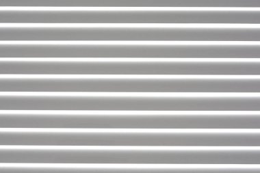 Beyaz, yatay arkaplanı kör eder