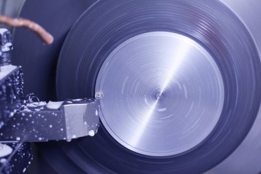 Torna tezgahındaki makine parçaları. yumuşak odak.