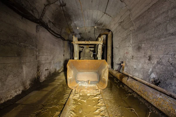 Underground gold mine shaft ore loading machine — Stock Photo, Image