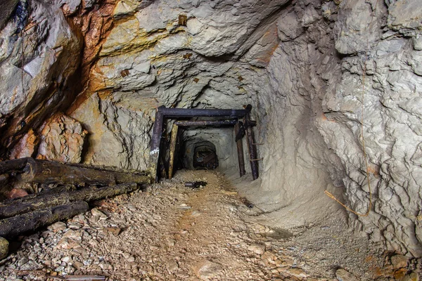 Sotterraneo Miniera Oro Albero Tunnel Deriva — Foto Stock