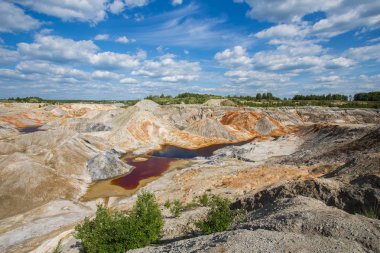 Şaşırtıcı kaoline Çin taş ocağı açık çukur mayın terk 
