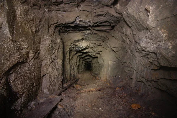 Underground Gold Mica Mine Shaft Tunnel Drift — Stock Photo, Image