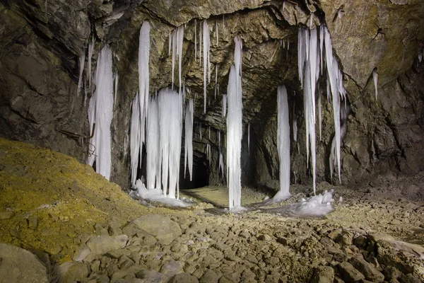 Túnel Subterráneo Del Eje Mina Hierro Con Hielo —  Fotos de Stock