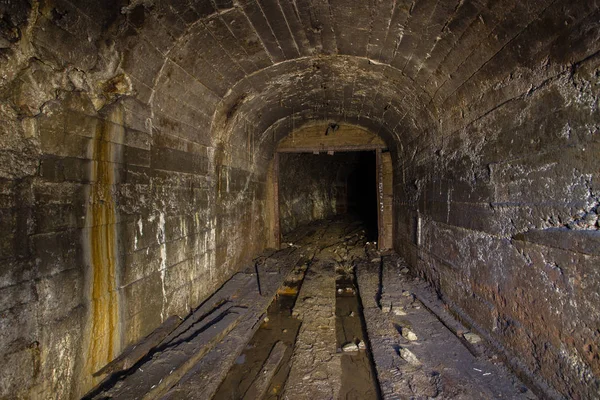 Ancien Tunnel Souterrain Mine Avec Revêtement Béton — Photo