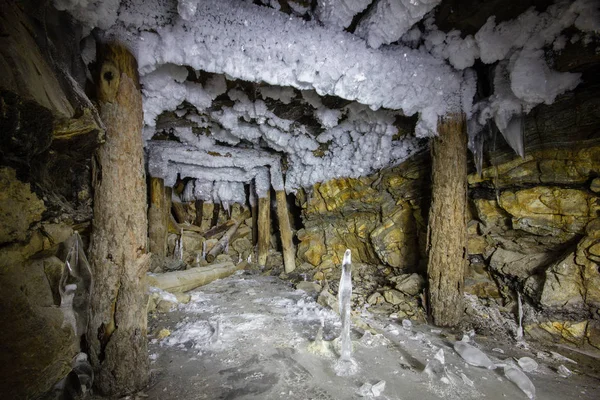 Gold Mine Ore Shaft Tunnel Drift Wooden Timbering Underground Abandoned — Stock Photo, Image