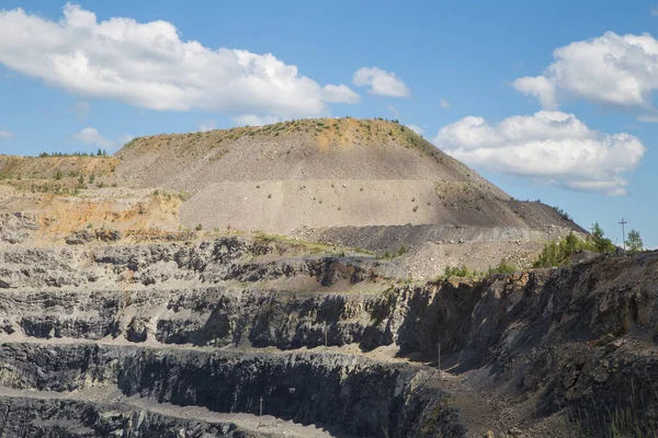 Gran Volcado Piedra Sitio Mina — Foto de Stock