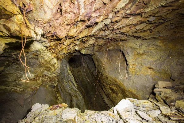 Minería Cobre Abandonada Túnel Subterráneo Wein Propuesto Sucesión Cuerpos Mineral — Foto de Stock