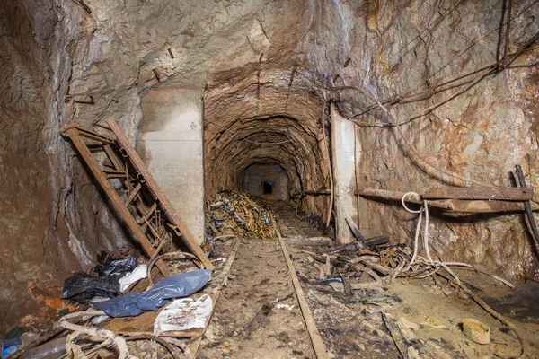 Заброшенный Подземный Тоннель Стоковое Фото