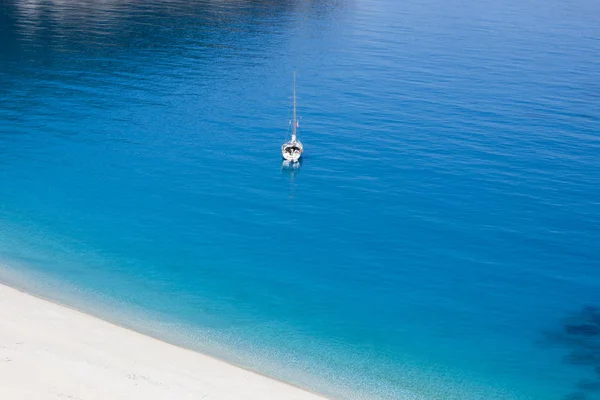 Playa exótica ioniana Myrthos — Foto de Stock