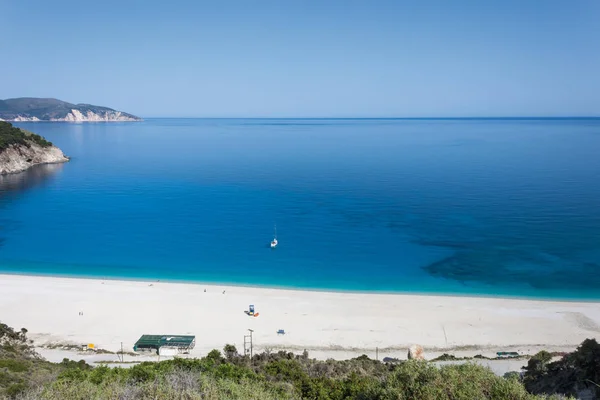 Екзотичний іонічний пляж Мирфос — стокове фото