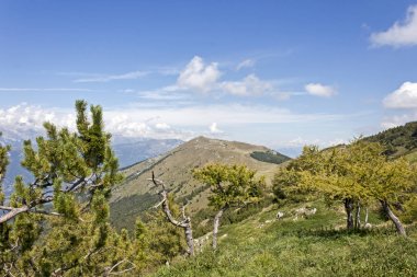 Una veduta dalle cime del Monte Bondone, Trentino, İtalya 