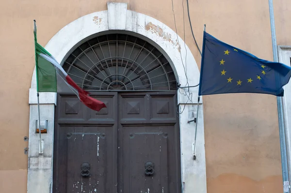 Italie Union Européenne Drapeau Sur Vieux Bâtiment Historique Rome Italie — Photo