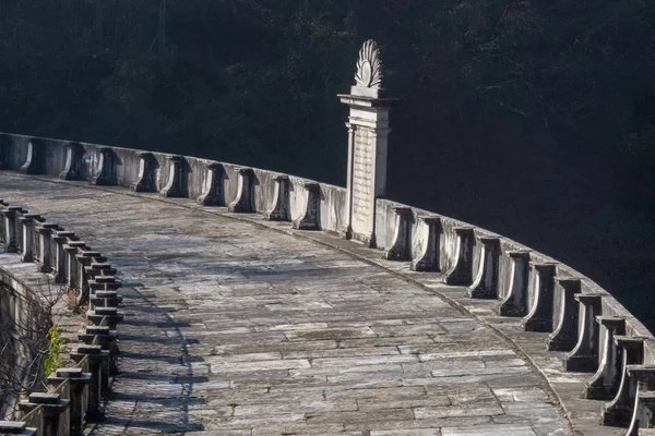 Historický Most Hrázi Belgrad Jungle Istanbul Turecko — Stock fotografie