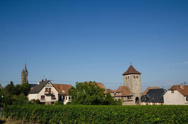 Le village Dambach-la-Ville en France — Photo