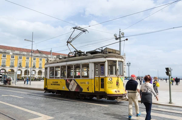 Lizbon geleneksel tramvay