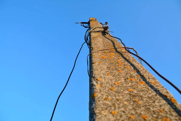 Old pillar on the sky background — Stock Photo, Image