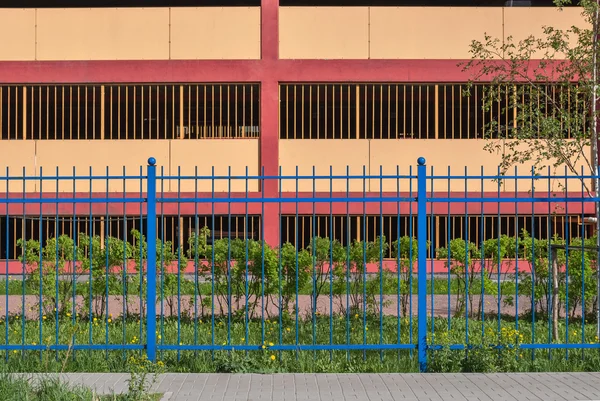 Bleu une clôture . — Photo