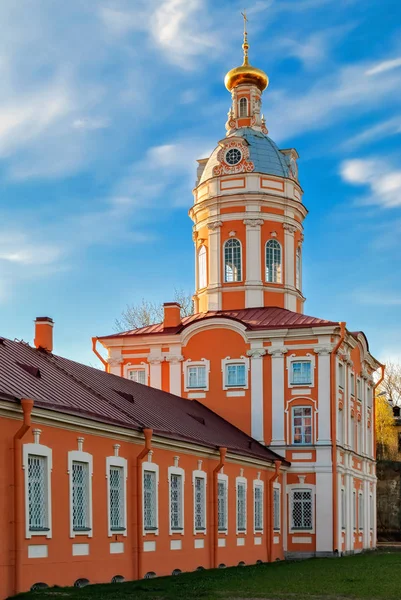 Tornet på Nevskij Lavra. — Stockfoto