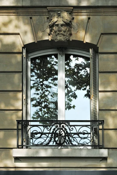 Ventana con reflejo . — Foto de Stock