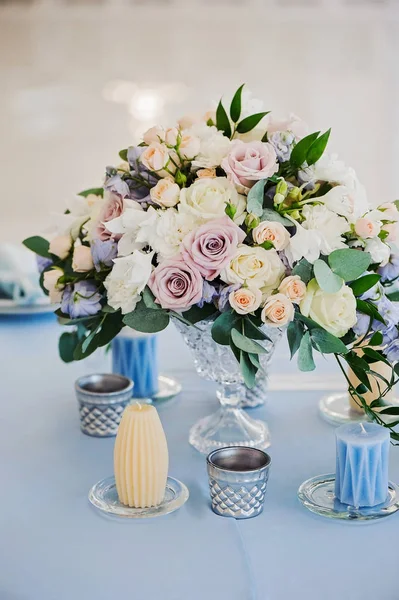 Nahaufnahme Strauß Blumen Rose Delphinium Hochzeit — Stockfoto