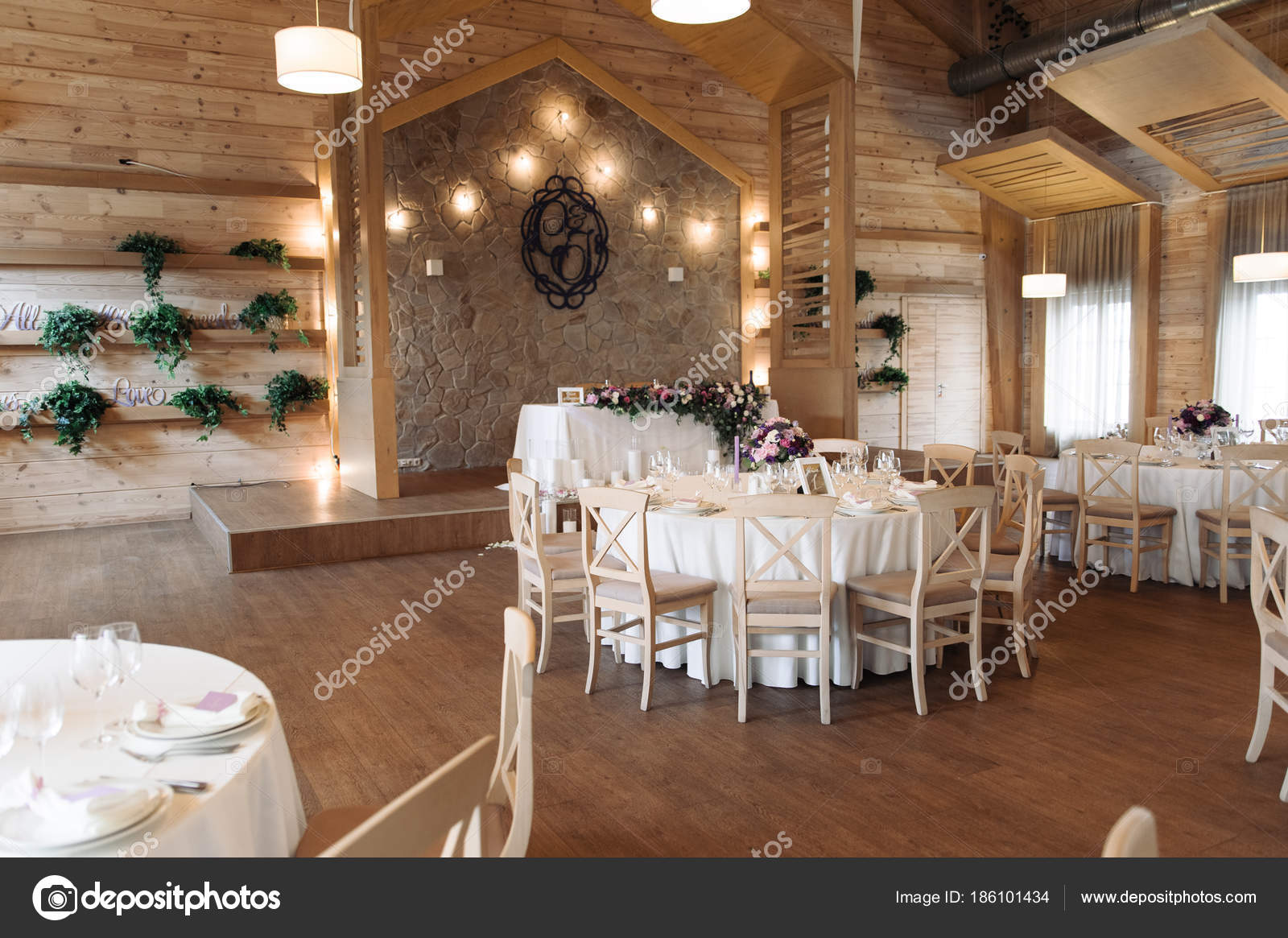 Luxury Elegant Wedding Reception Table Arrangement Floral