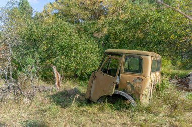 Şehir ruhu Pripyat. Chernobyl dışlama bölgesi. Çernobil nükleer santralinde meydana gelen kaza. Kazaların sonuçları. Sarı radyasyon işareti. Tehlikeli bir bölge. Radyasyon ile enfeksiyon.
