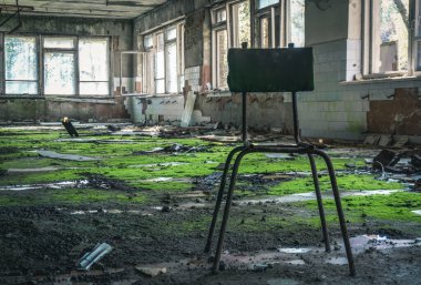 Şehir ruhu Pripyat. Chernobyl dışlama bölgesi. Çernobil nükleer santralinde meydana gelen kaza. Kazaların sonuçları. Sarı radyasyon işareti. Tehlikeli bir bölge. Radyasyon ile enfeksiyon.