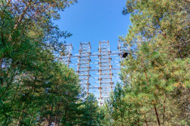 Şehir ruhu Pripyat. Chernobyl dışlama bölgesi. Çernobil nükleer santralinde meydana gelen kaza. Kazaların sonuçları. Sarı radyasyon işareti. Tehlikeli bir bölge. Radyasyon ile enfeksiyon.