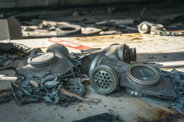 Şehir ruhu Pripyat. Chernobyl dışlama bölgesi. Çernobil nükleer santralinde meydana gelen kaza. Kazaların sonuçları. Sarı radyasyon işareti. Tehlikeli bir bölge. Radyasyon ile enfeksiyon.