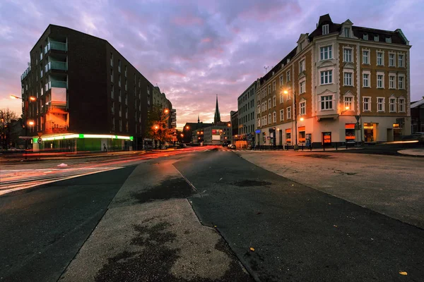Noche épica en las calles de Gliwice, Polonia — Foto de Stock