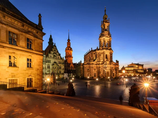 Vista de Dresden à noite. Alemanha — Fotografia de Stock