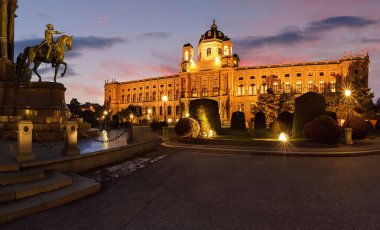 Naturhistorisches Museum Wien on sunset in Austria