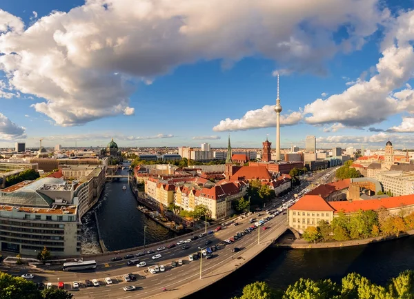 Nejlepší pohled na Berlín v odpoledních hodinách — Stock fotografie