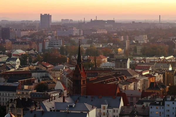 Kilise Ostrava, günbatımı zamanı, Çek Cumhuriyeti — Stok fotoğraf