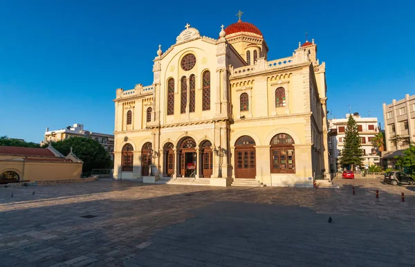 Catedral de San Minas situada en la ciudad de Heraklion —  Fotos de Stock