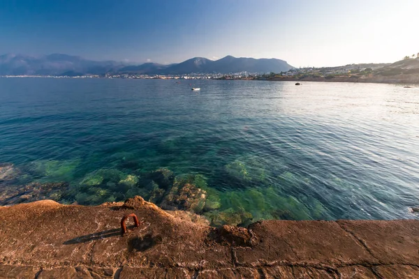 Isla Creta Playa Montañas Por Noche Vacaciones Grecia — Foto de Stock