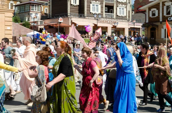 Irkutsk, Russia - June,01 2013: City Day Parade on streets of Irkutsk — Stock Photo, Image